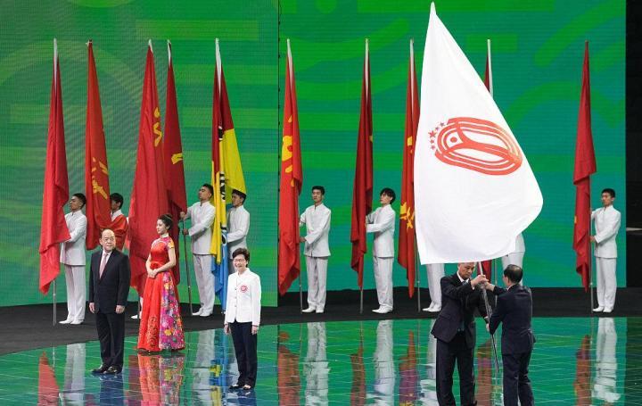 警惕2025年新澳门和香港天天免费精准大全,全面释义、解释和落实和警惕虚假宣-全面释义、解释和落实